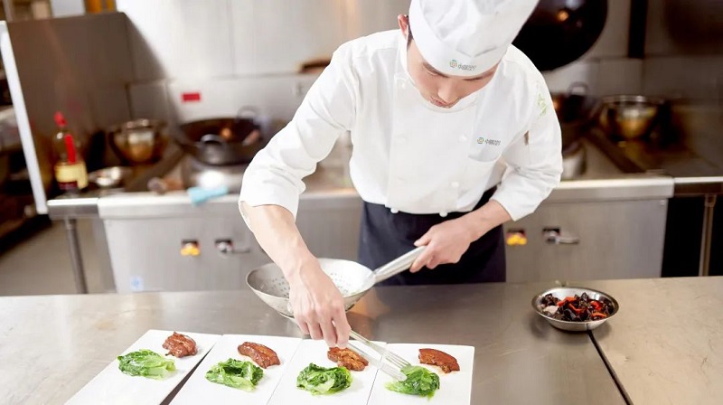 食堂承包公司“从种子到筷子” 打造健康团餐全产业链体系